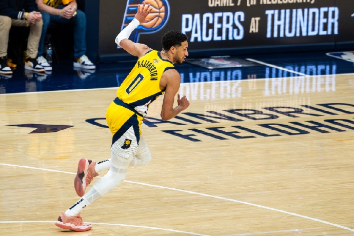 哈利伯顿带伤出战 G6 且无出场时间限制，步行者背水一战的希望之光