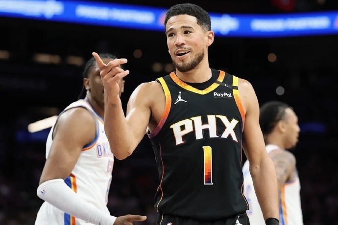 太阳官宣与布克续约，巩固球队核心基石