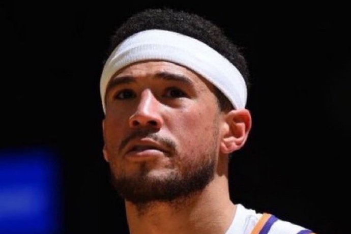 布克新赛季将出任太阳全职控卫：转型与挑战并存  